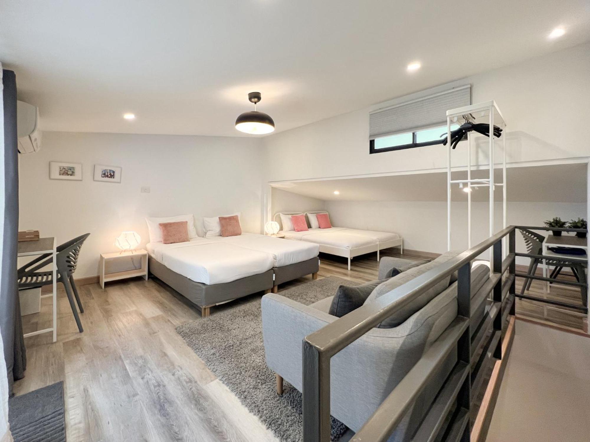 Neveu Premier Residence : Ratchada Бангкок Экстерьер фото