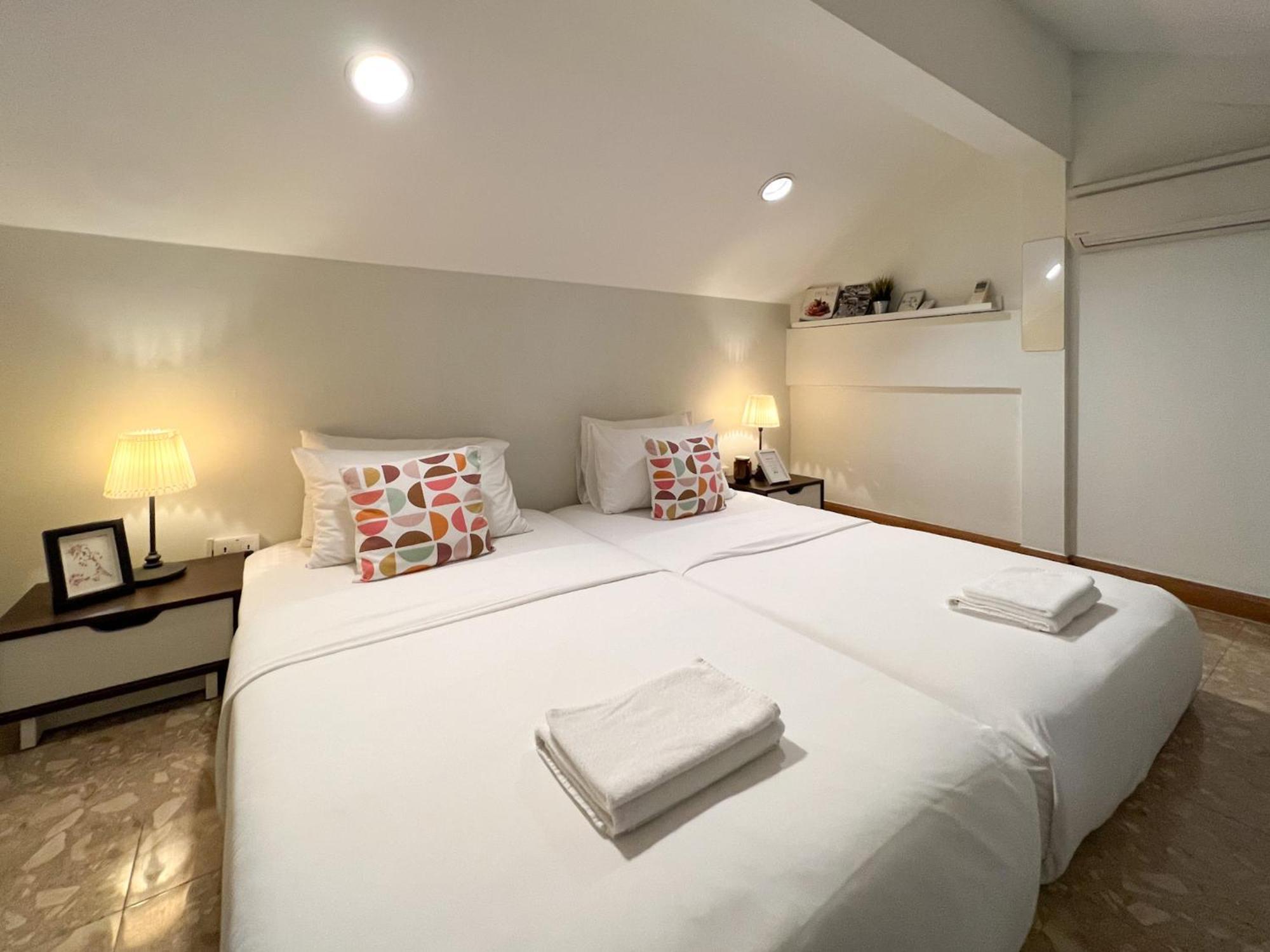 Neveu Premier Residence : Ratchada Бангкок Экстерьер фото